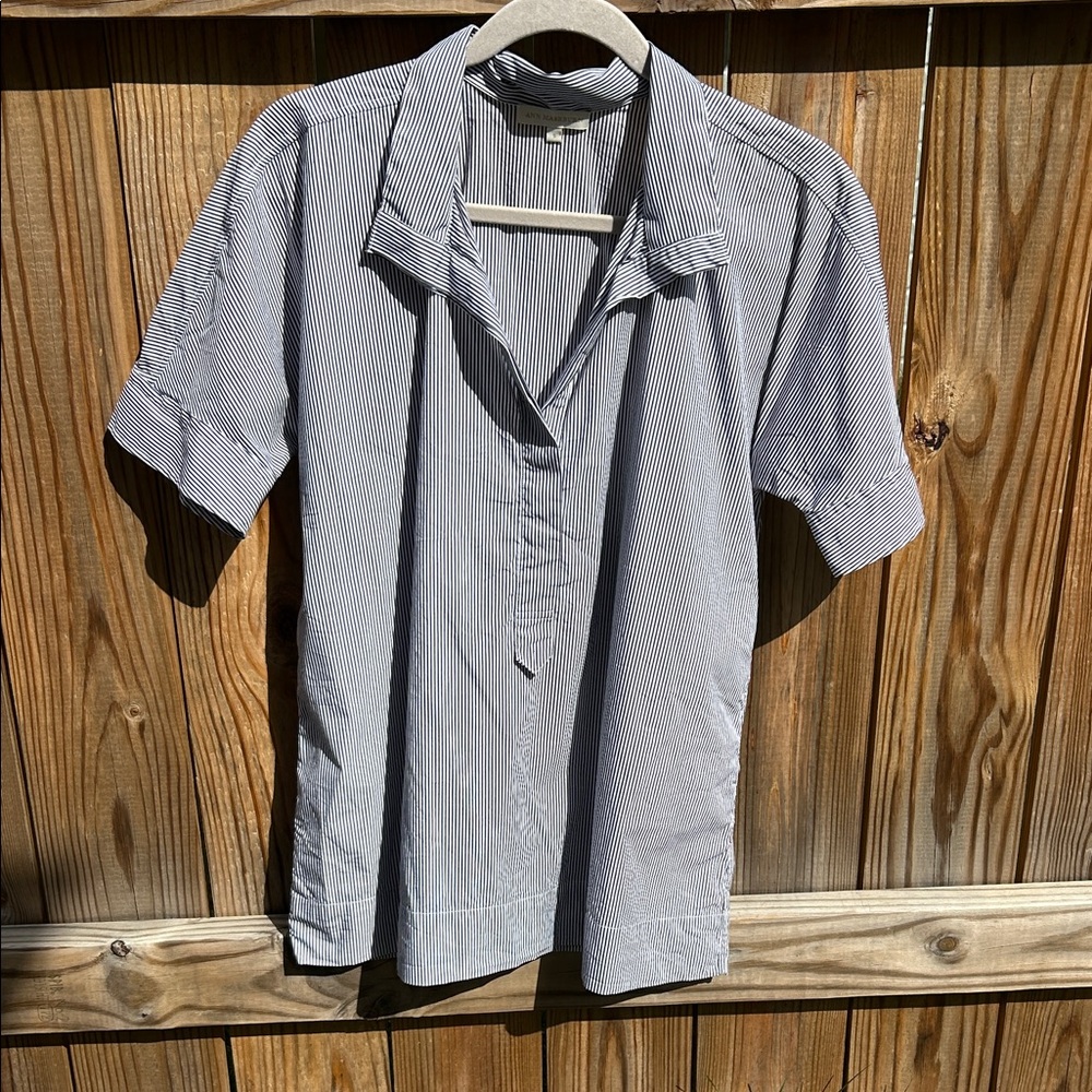 ANN MASHBURN Soleil Blue and White Pinstripe Short-Sleeve Popover Shirt Small - Picture 2 of 10